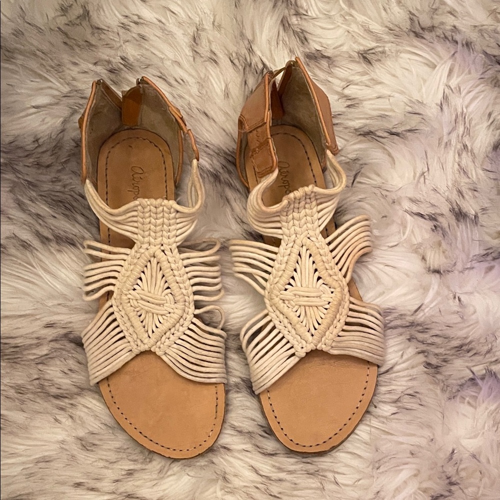 Adore Women's Elegant Cream and Tan Sandals